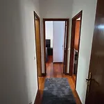 Apartamento T2 Sul 5min Metro Porta 6pax