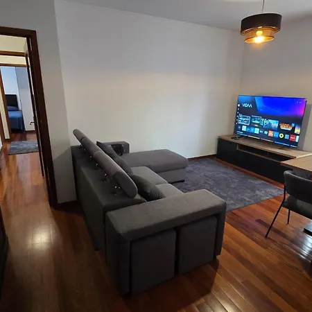 T2 Sul 5min Metro Porta 6pax *