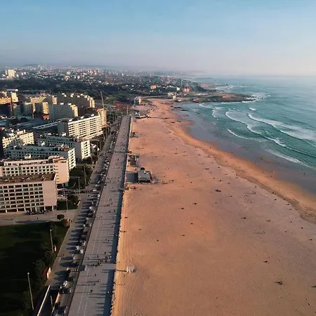 Lejlighed T2 Sul 5min Metro Porta 6pax Matosinhos (Porto)
