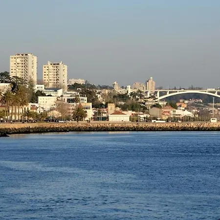 Lejlighed T2 Sul 5min Metro Porta 6pax Matosinhos (Porto)